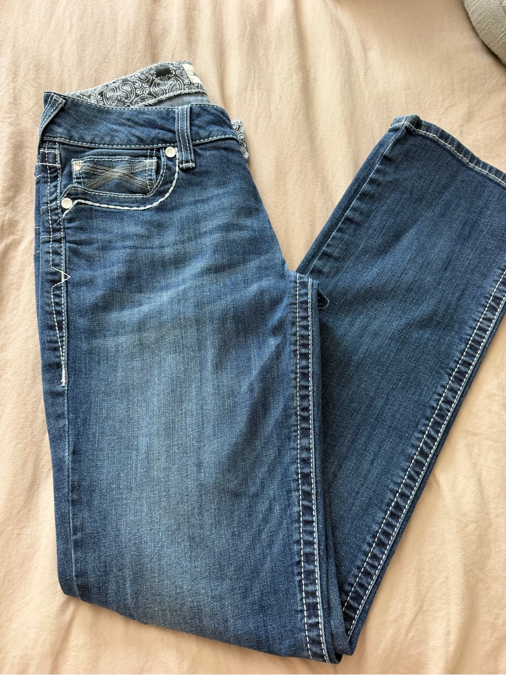 Ariat Women's Dark Wash Jeans with Contrast Stitching